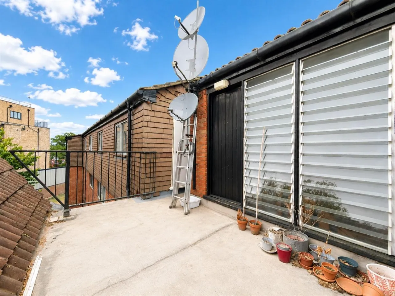 bed Apartment For SaleCranston Close, Hounslow, TW3, photo 6