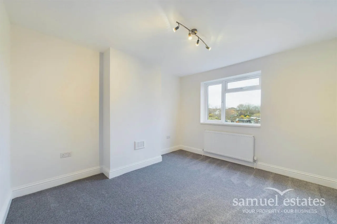 Thornton Heath, Surrey, CR7 7BT, photo 12