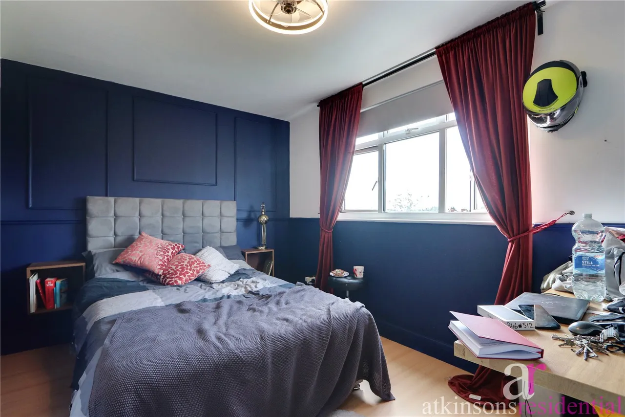 Berkeley Gardens, London, N21, photo 15