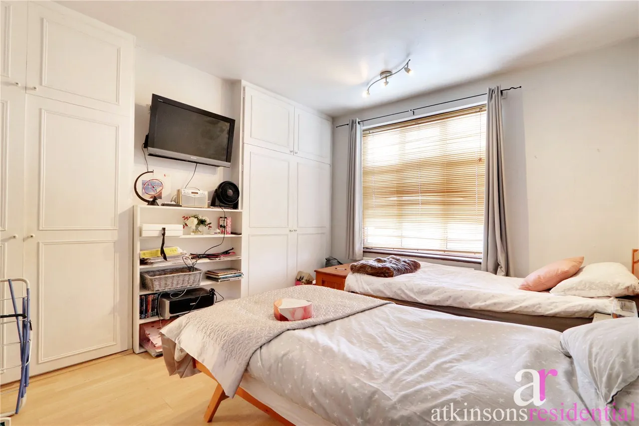 Berkeley Gardens, London, N21, photo 11