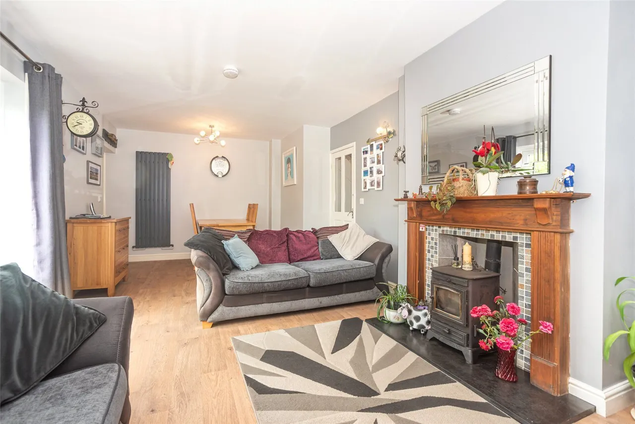 Cemaes Bay, LL67, photo 2