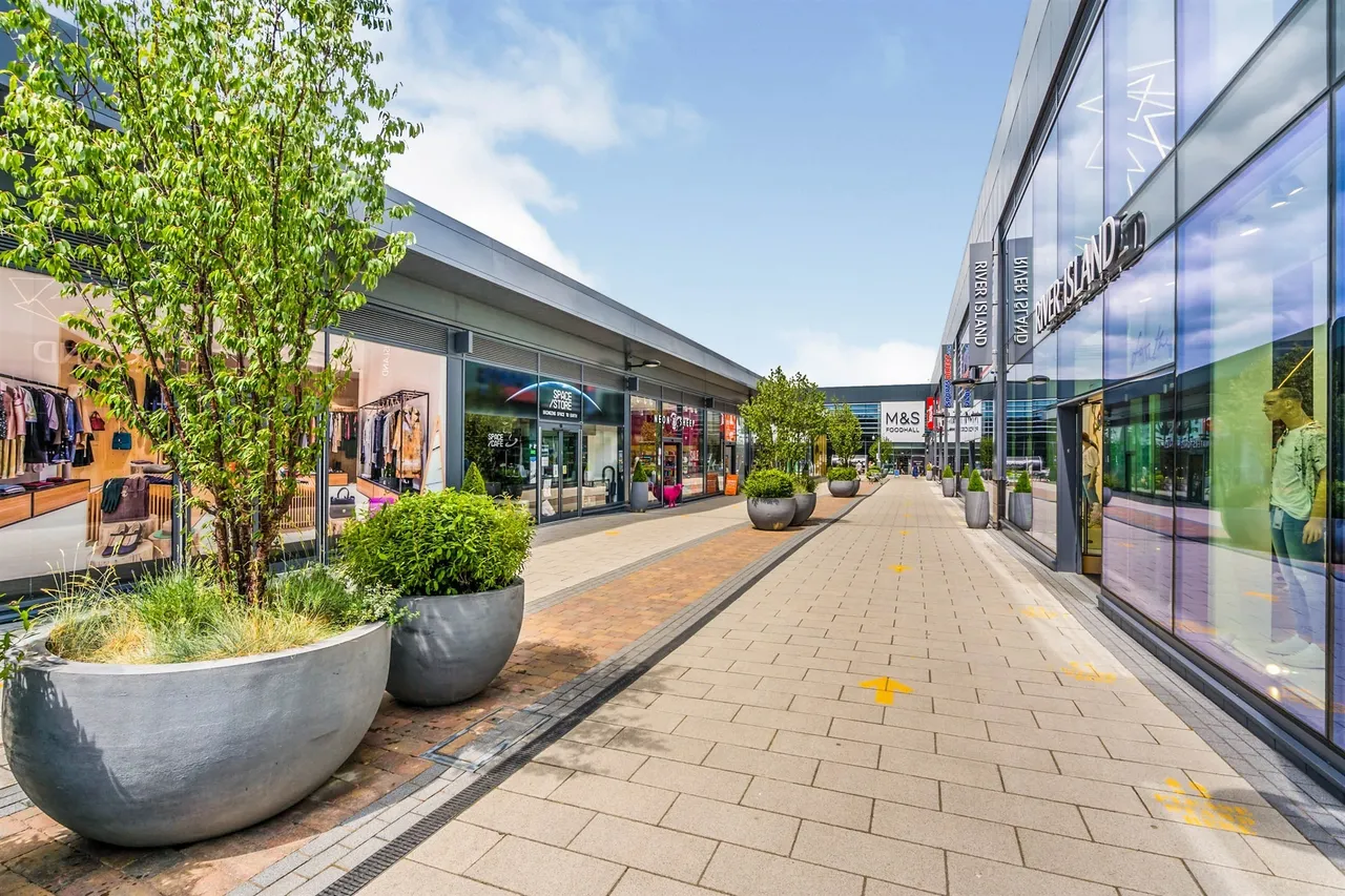 Market Place, Didcot, OX11, photo 6