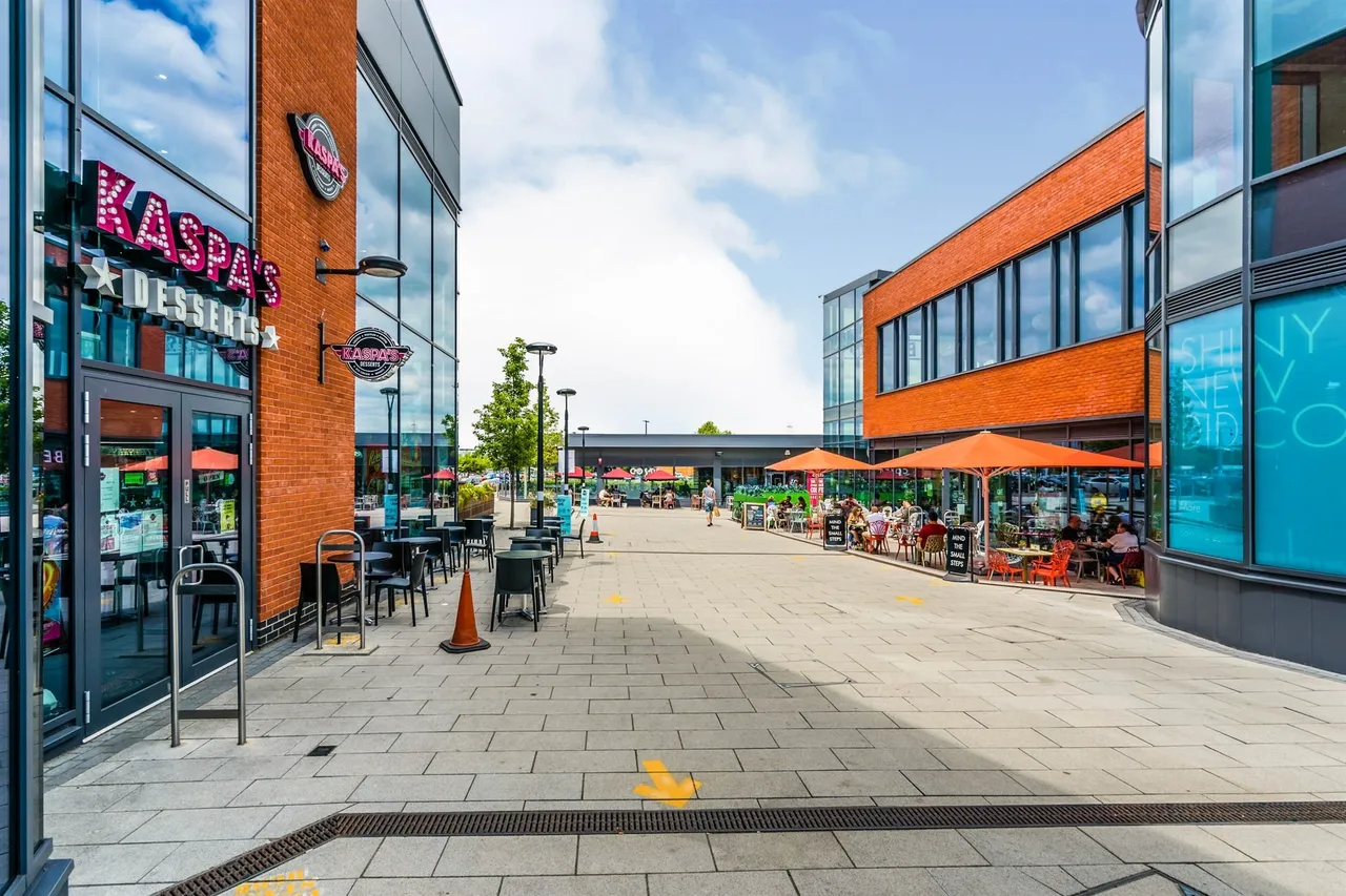 Market Place, Didcot, OX11, photo 7