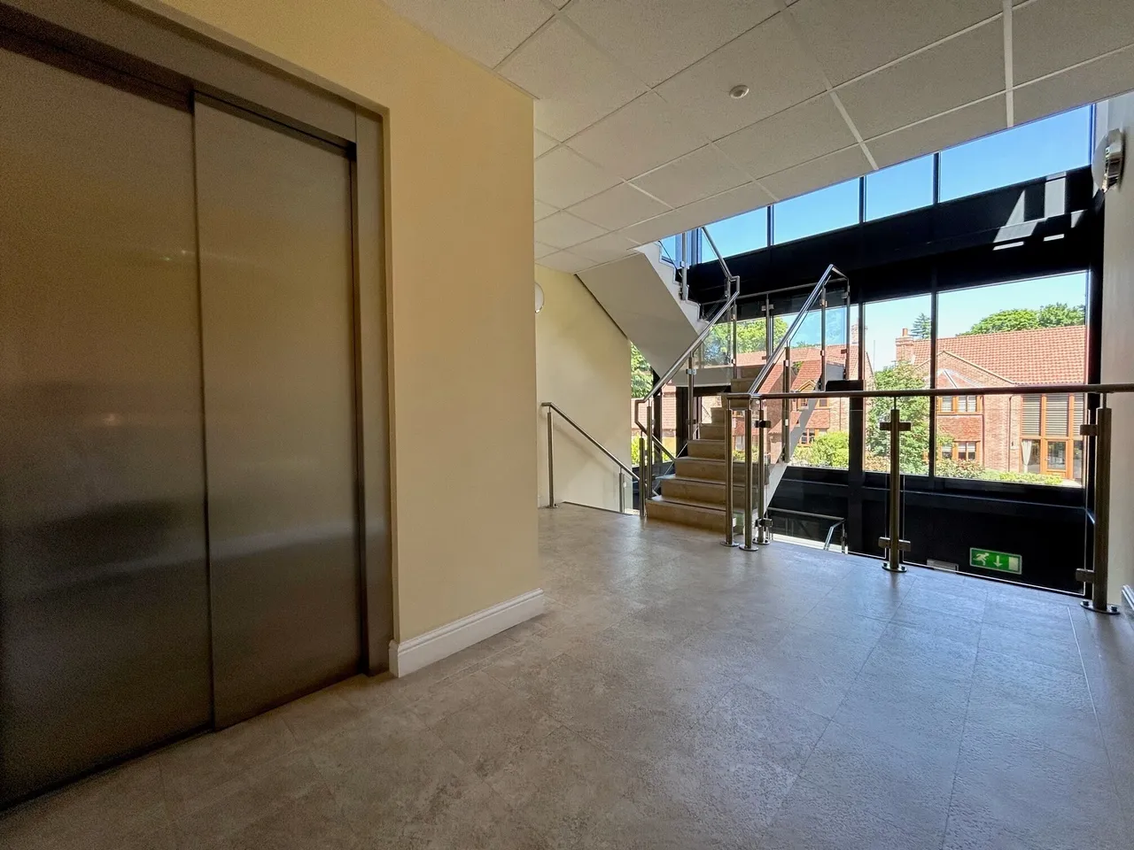 Kings Gate, Moorgate, S60., photo 8