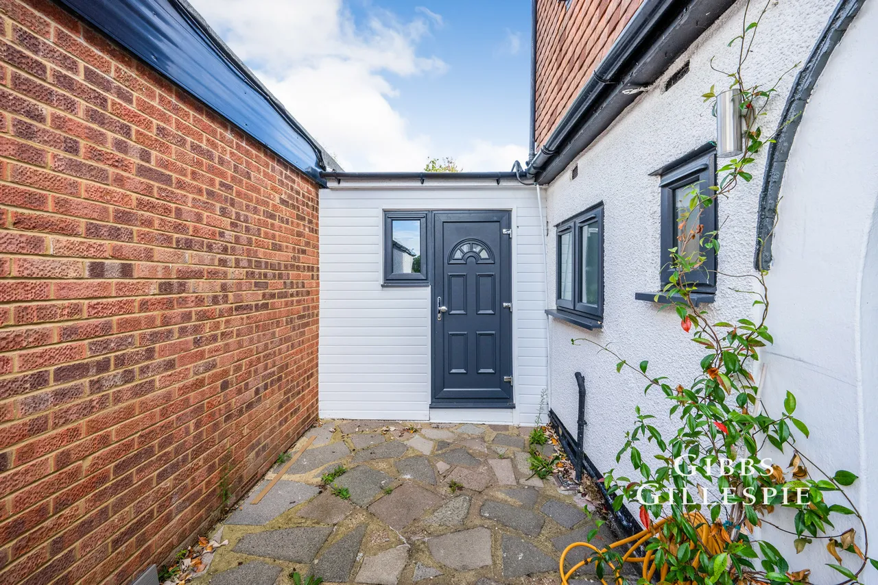 Wimborne Drive, Pinner Fees Apply, HA5, photo 9
