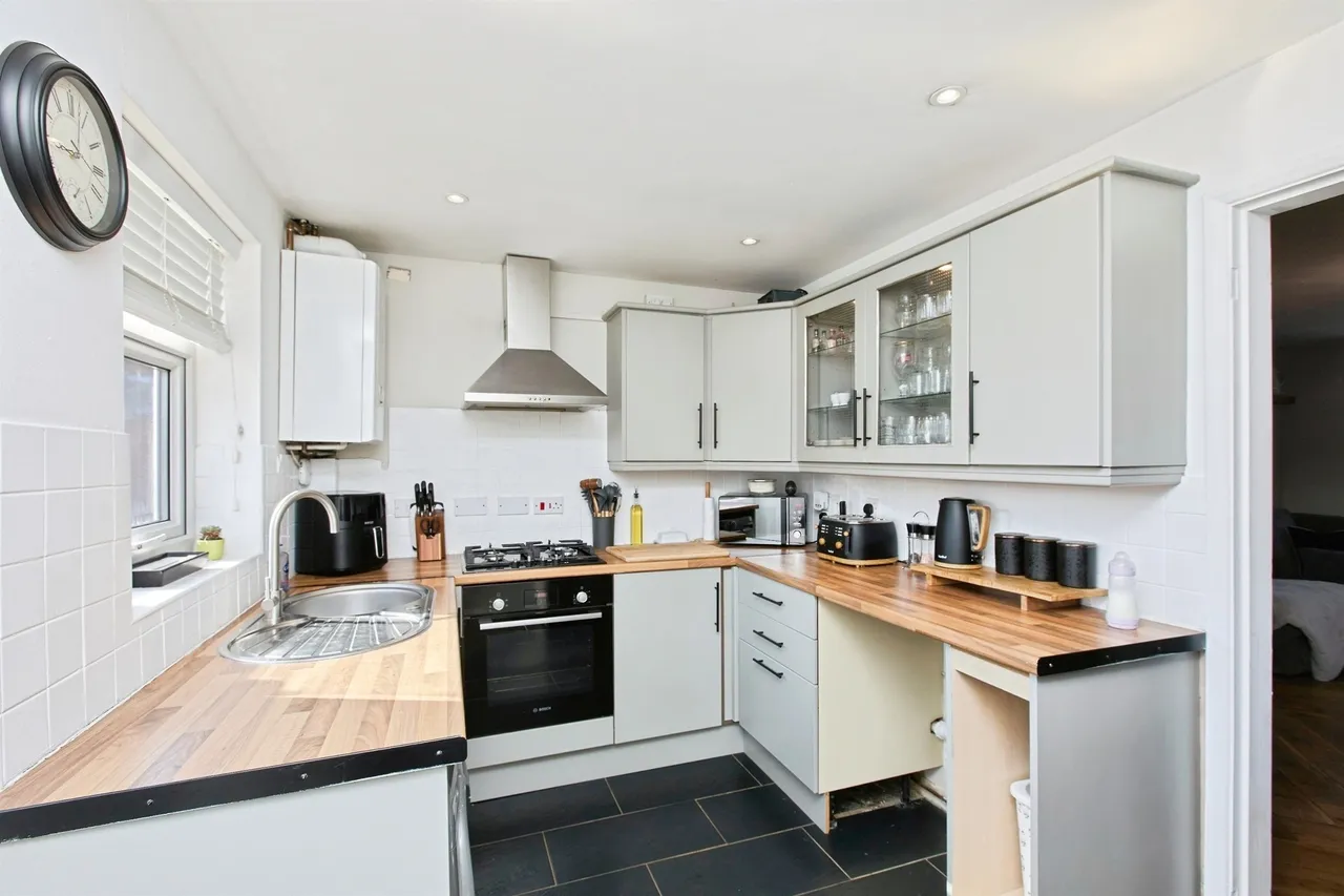 Finch Close, Woodville, DE11, photo 15