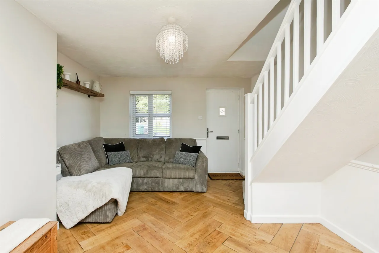 Finch Close, Woodville, DE11, photo 6