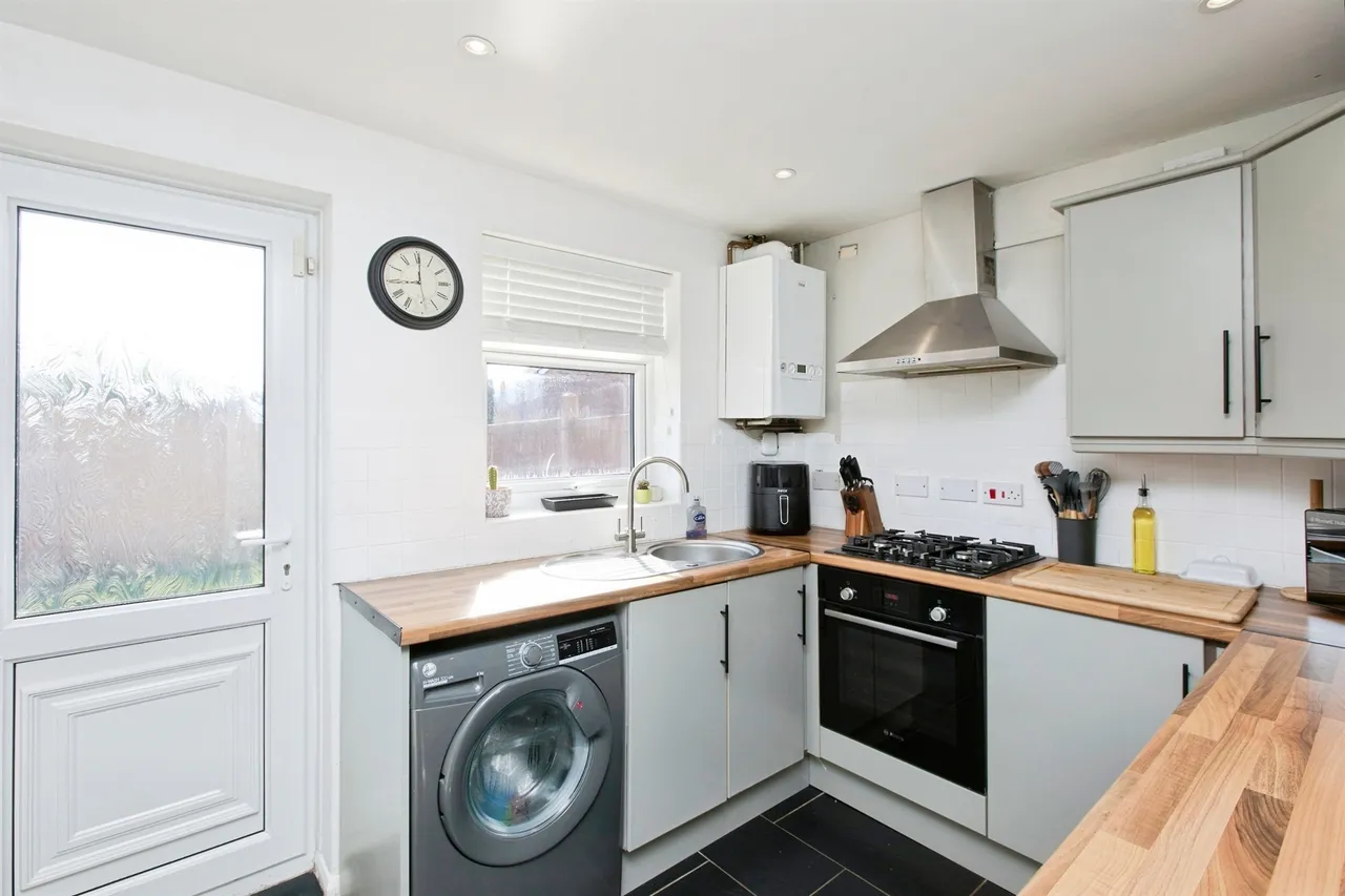 Finch Close, Woodville, DE11, photo 17