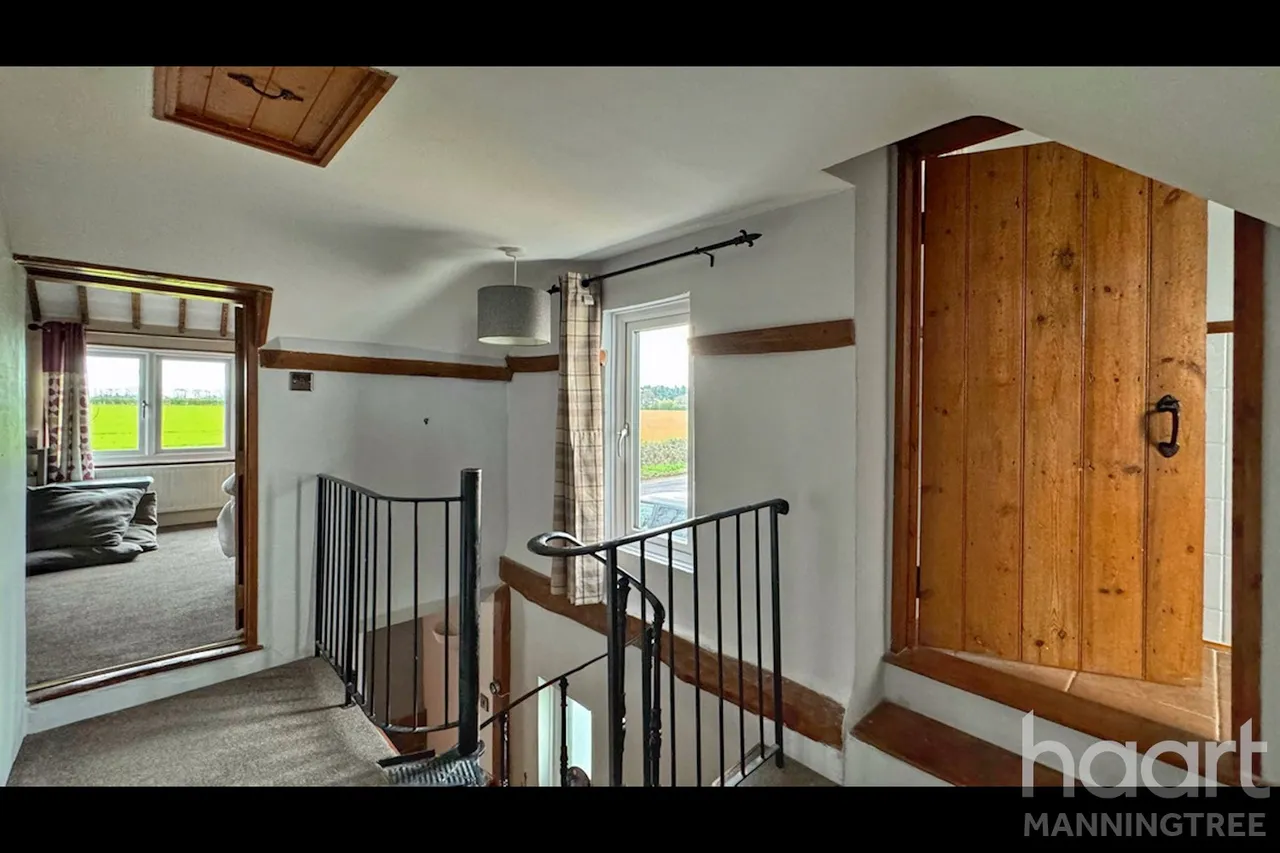 Clacton Road, Horsley Cross, CO11, photo 7