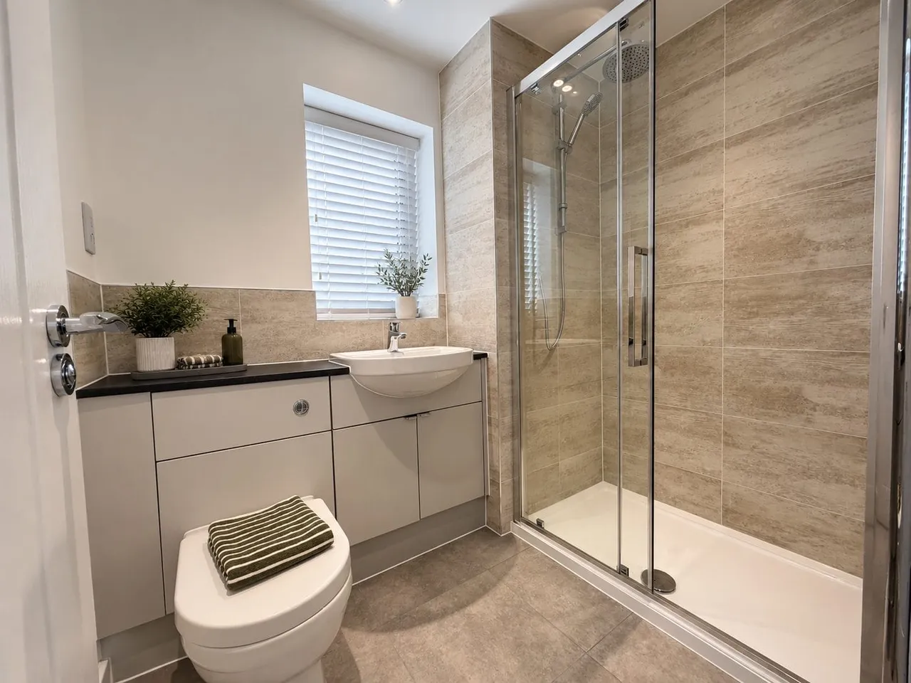 The Kensworth Station Road, Bow Brickhill, MK17, photo 13