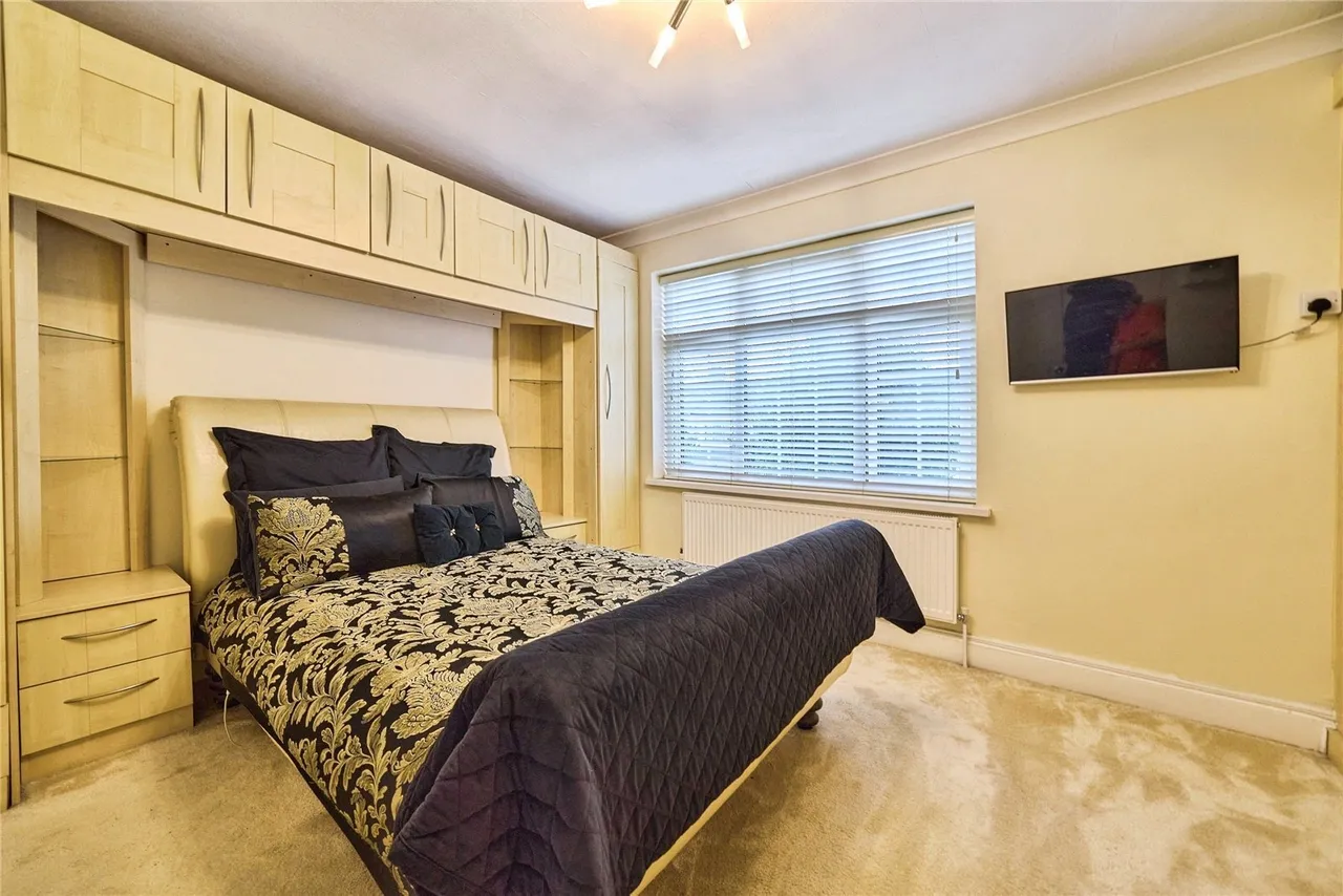 Grasmere Gardens, Ilford, IG4, photo 11