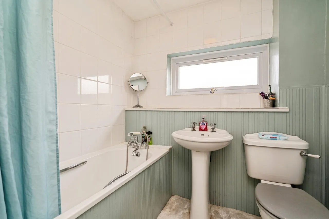 Cromes Place, Badersfield, Norwich, Norfolk, NR10, photo 5