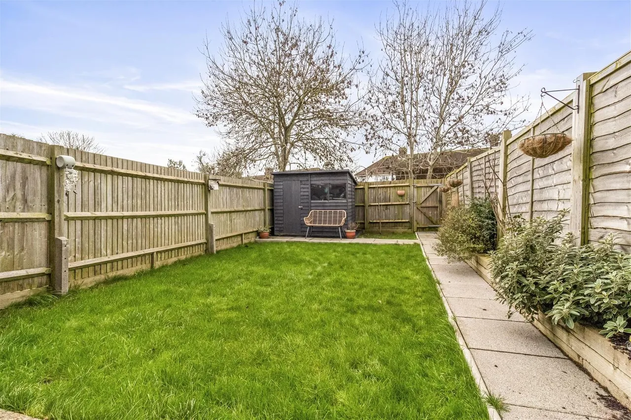 Turner Road, Worthing, photo 15