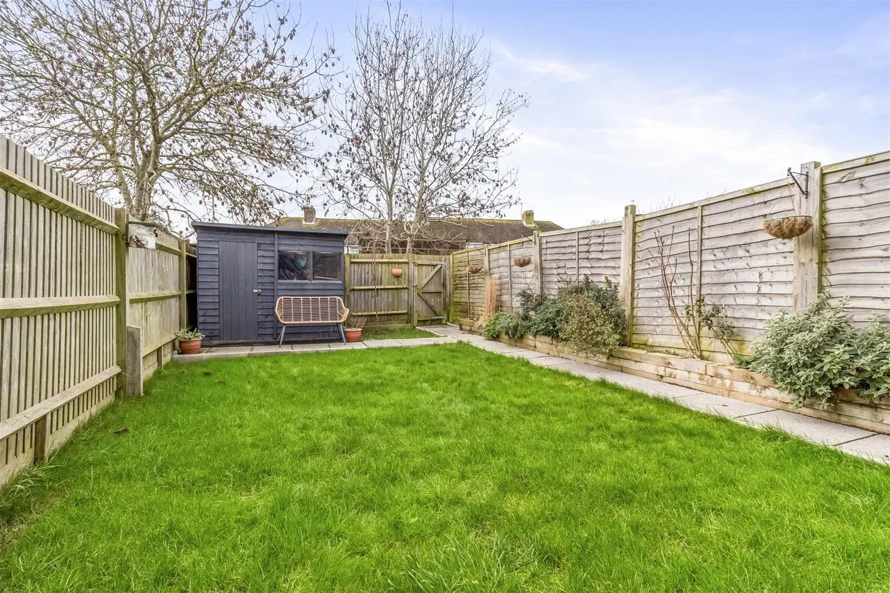 Turner Road, Worthing, photo 22