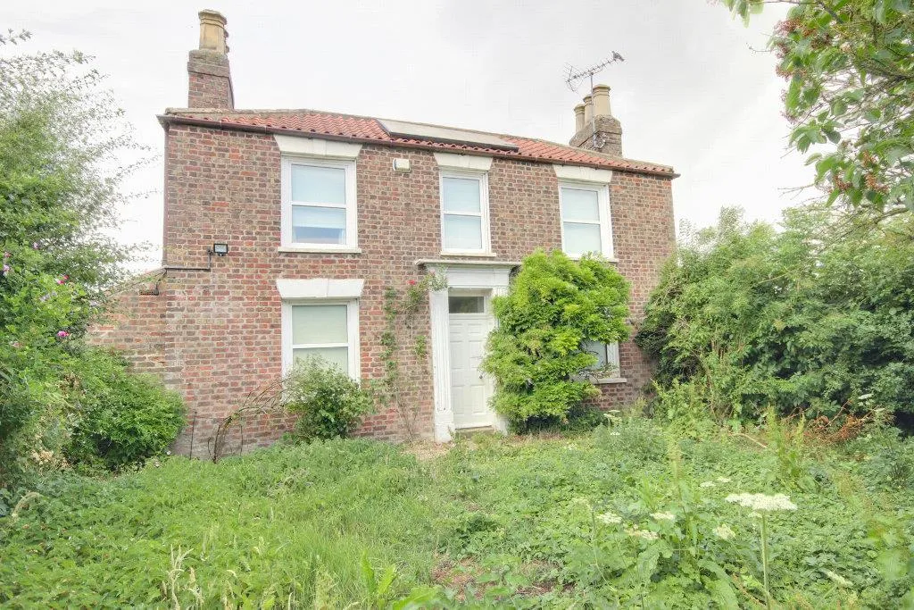 3 bed property for sale — Hutton Road, Cranswick, Driffield