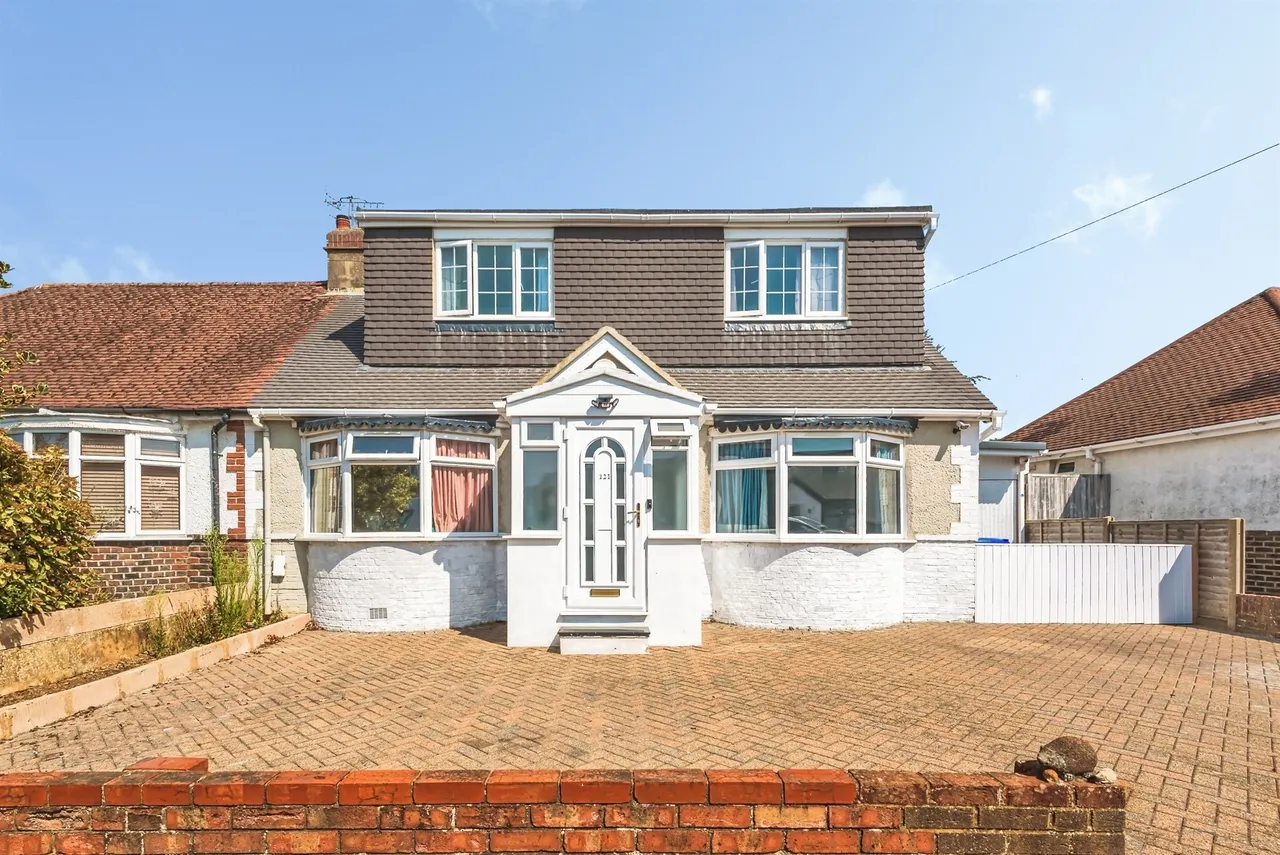 6 bed house for sale — The Crescent, Southwick, BRIGHTON