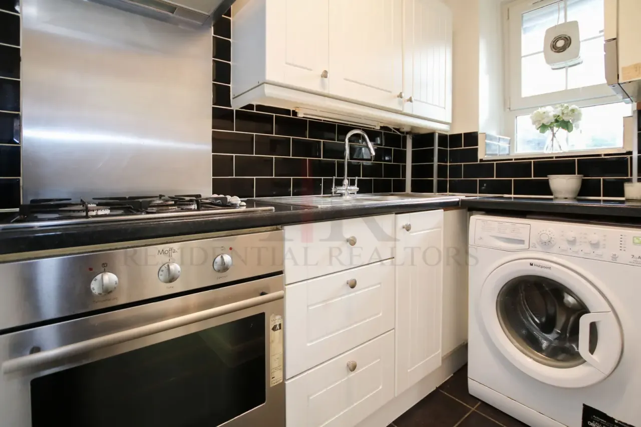 Falmouth Road, London, SE1, photo 2
