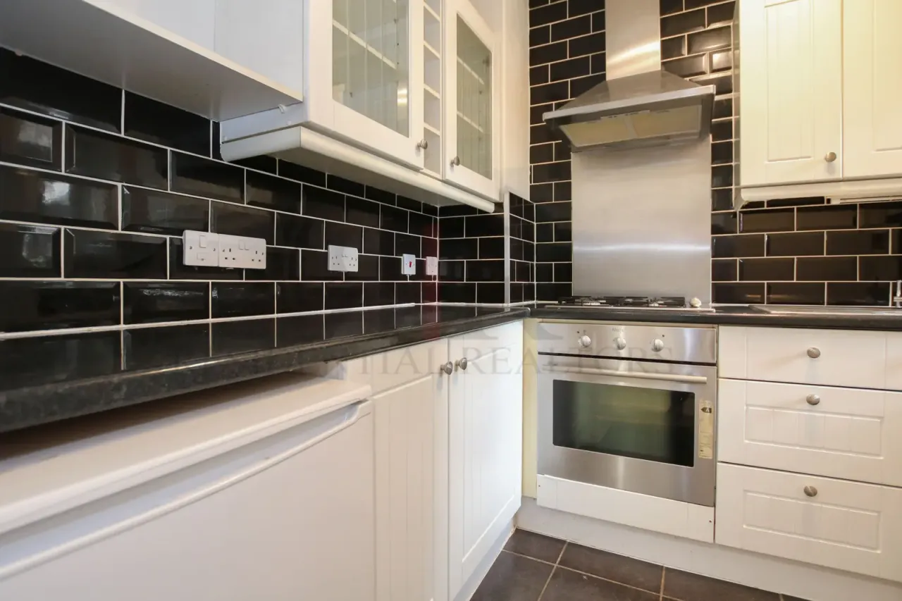 2 bed flat to rent, Falmouth Road, London, SE1