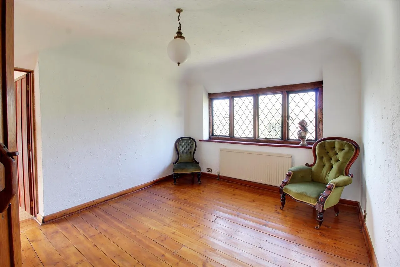 4 Great North Road, Brookmans Park AL9 6NF, photo 22
