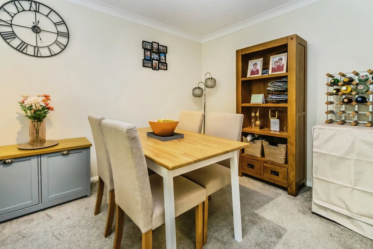 Croydon Road, Caterham, Surrey, CR3, photo 4