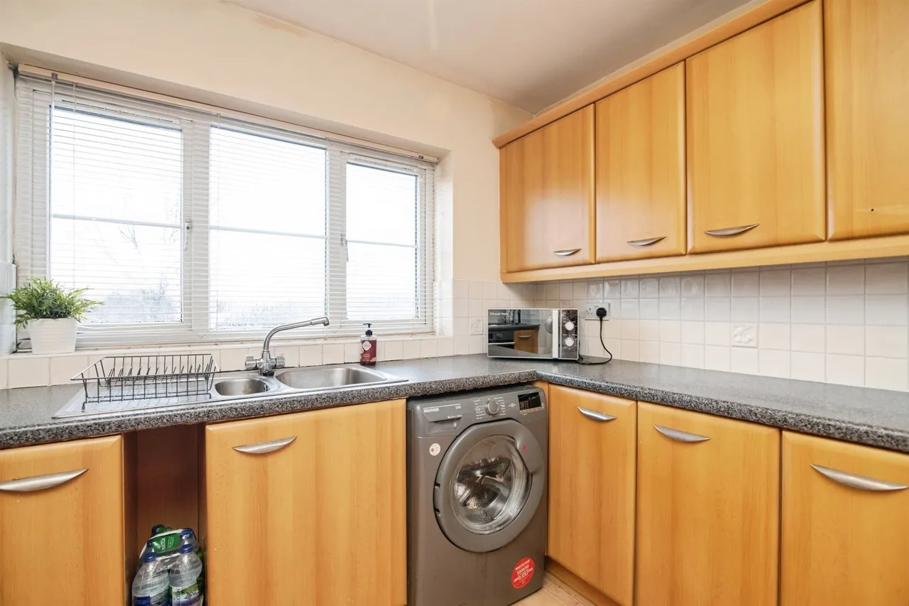 Ferguson Drive, Tipton, DY4, photo 7