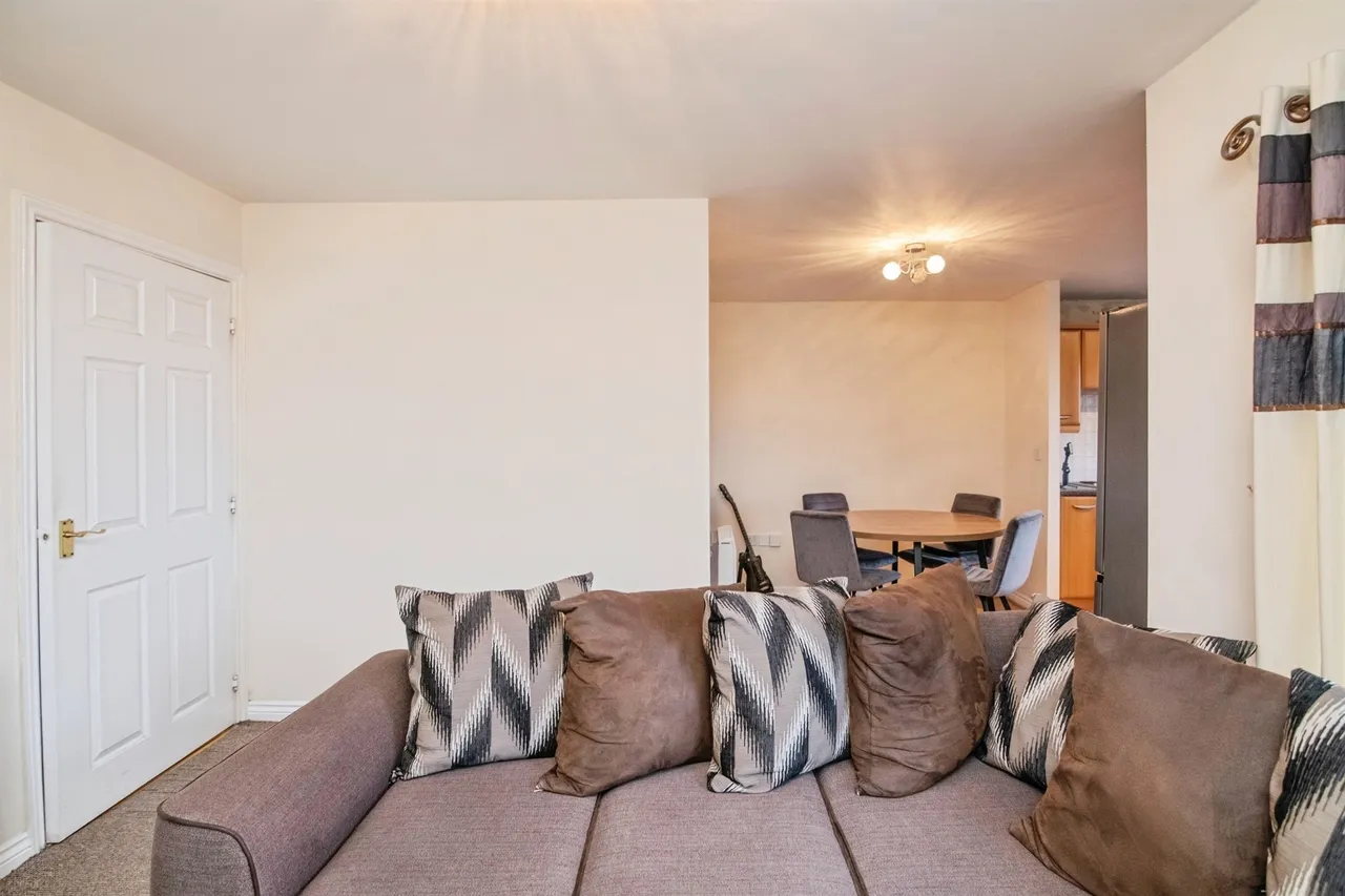 Ferguson Drive, Tipton, DY4, photo 4