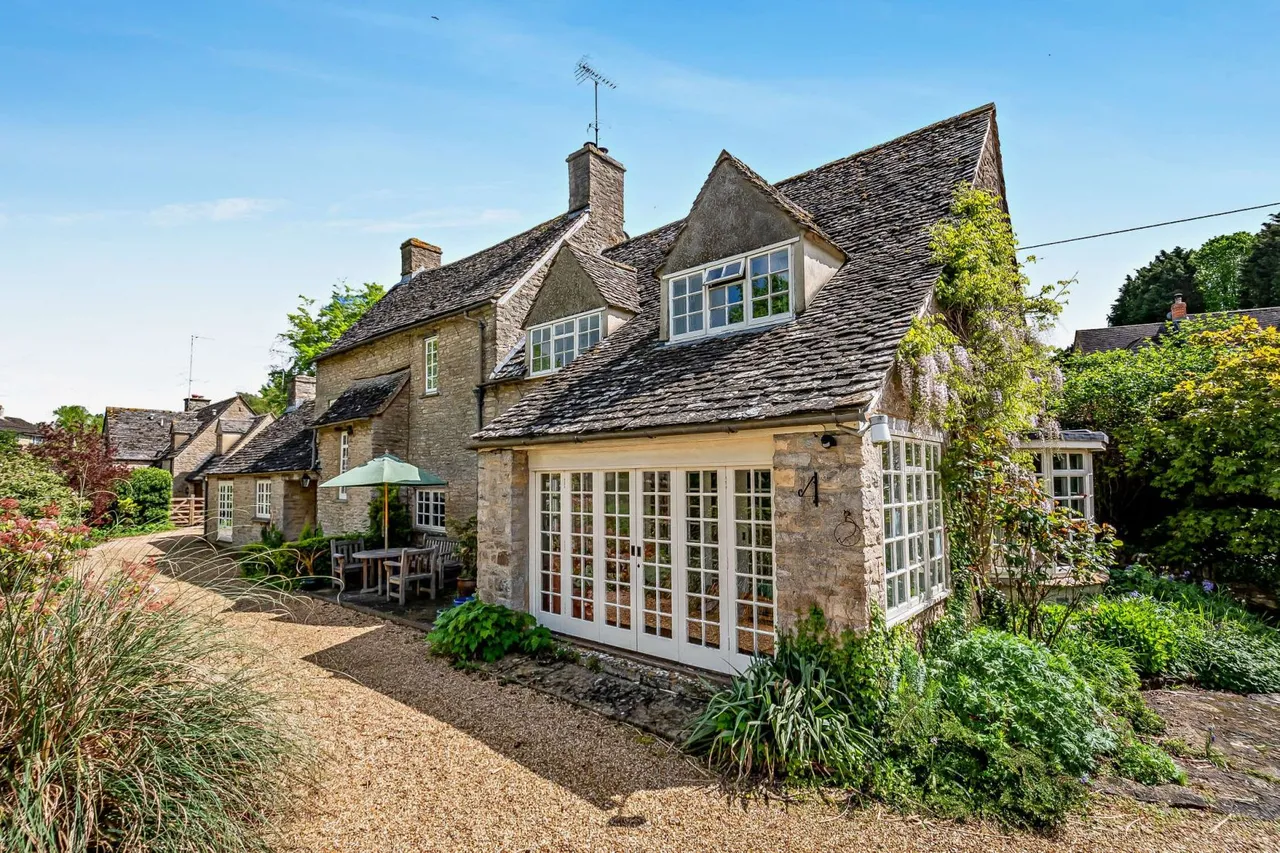 5 bed house for sale, Boot Street, Stonesfield, OX29