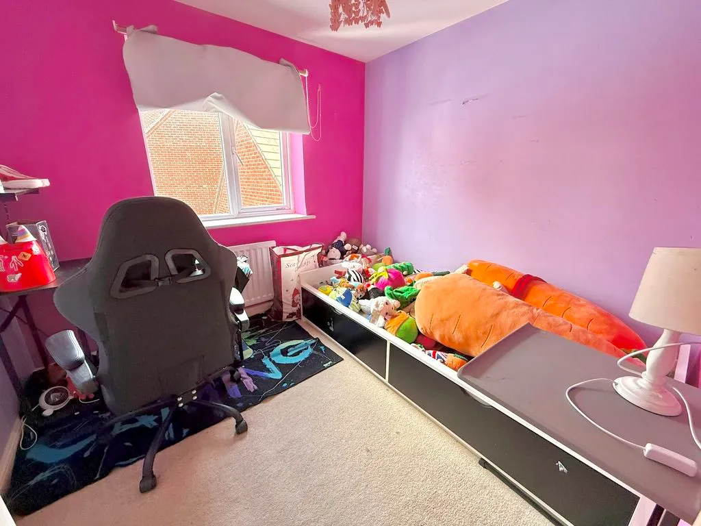 Fieldstone, Houghton Regis LU5 5QU, photo 10