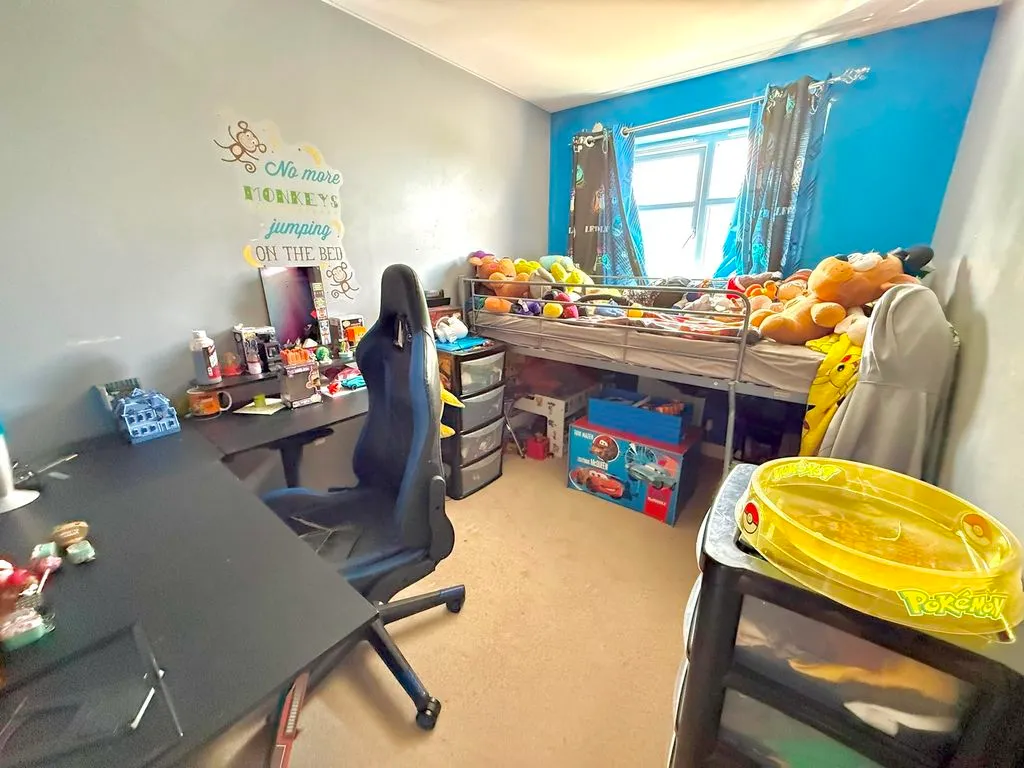 Fieldstone, Houghton Regis LU5 5QU, photo 8