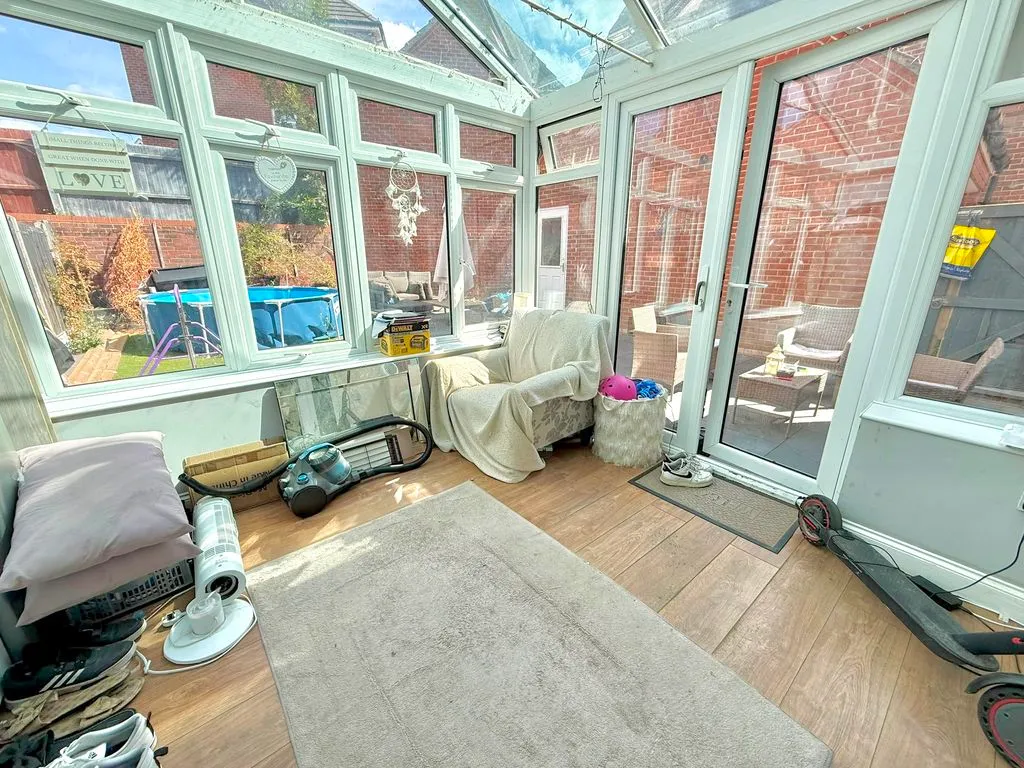Fieldstone, Houghton Regis LU5 5QU, photo 12