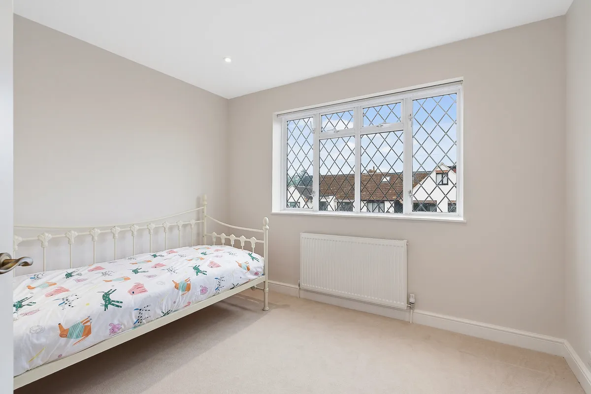 Cabrera Avenue, Virginia Water, GU25, photo 10