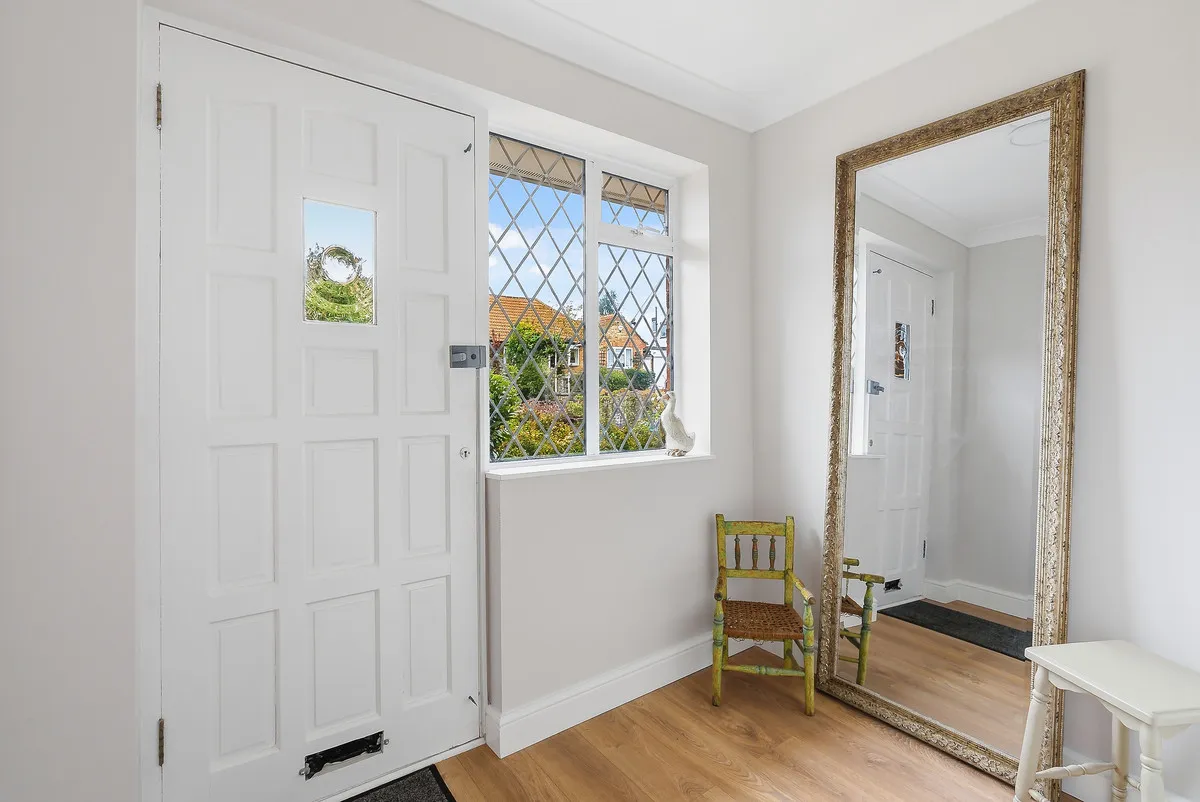Cabrera Avenue, Virginia Water, GU25, photo 15