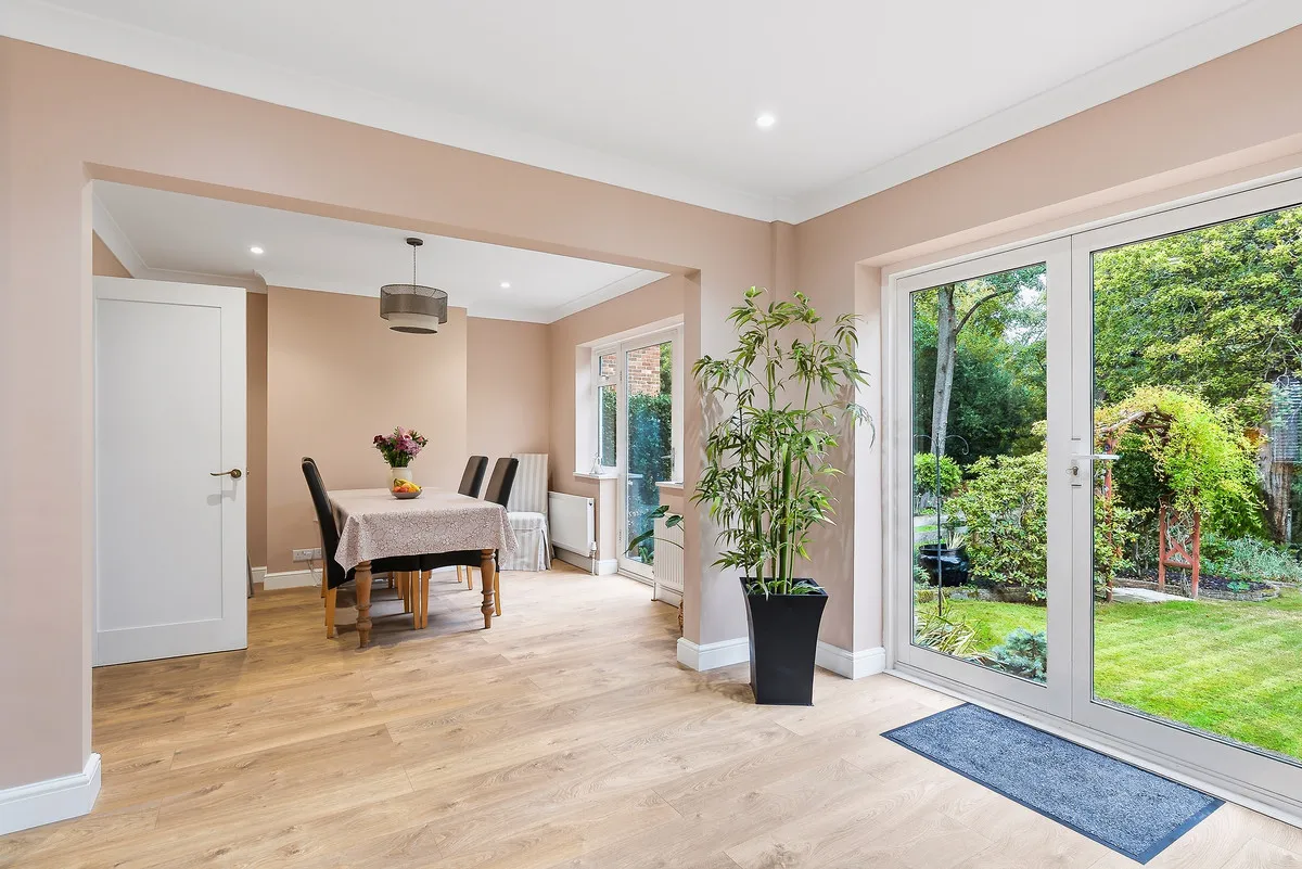 Cabrera Avenue, Virginia Water, GU25, photo 17