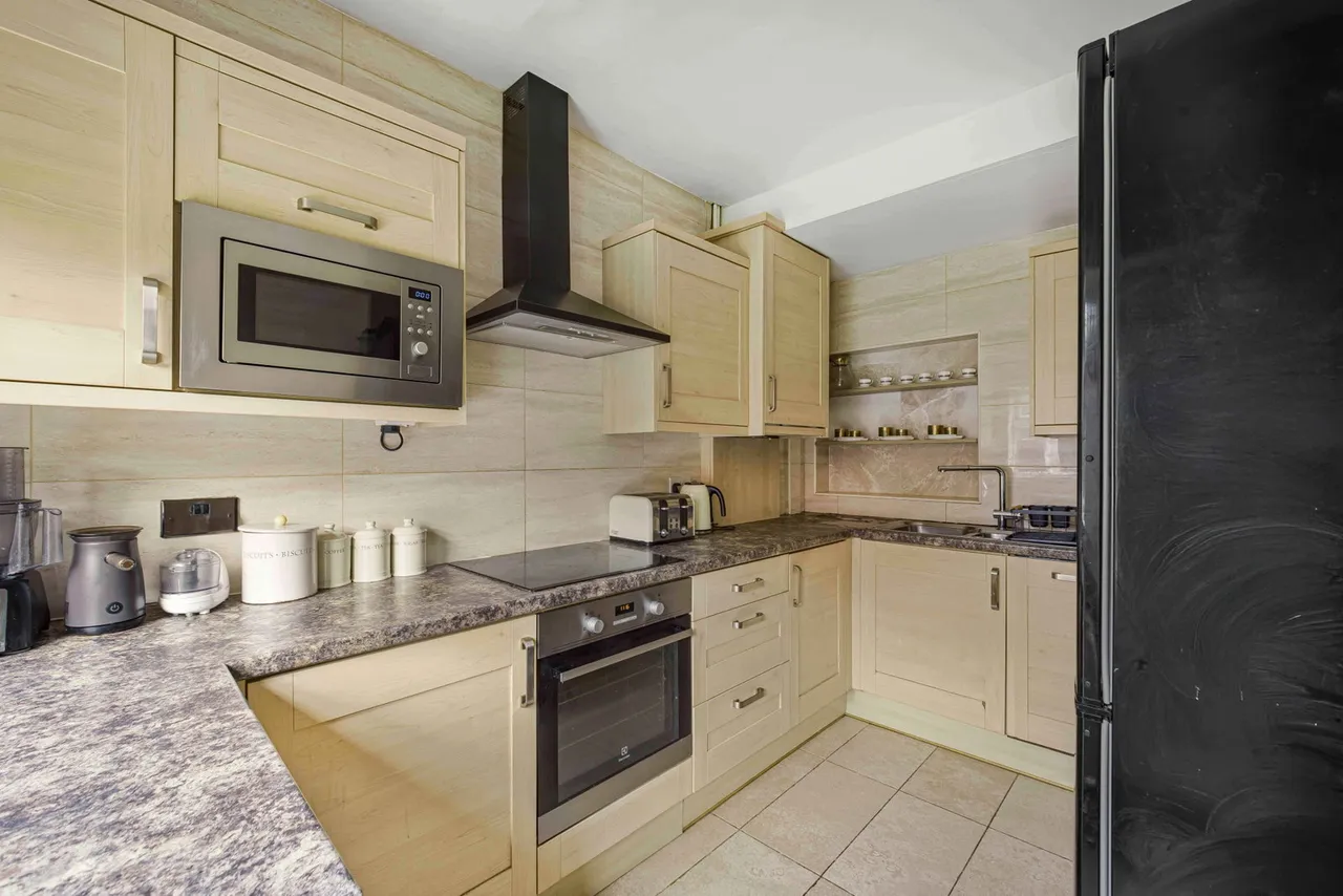 Derbyshire Avenue, Stretford, Manchester, M32 9LT, photo 6