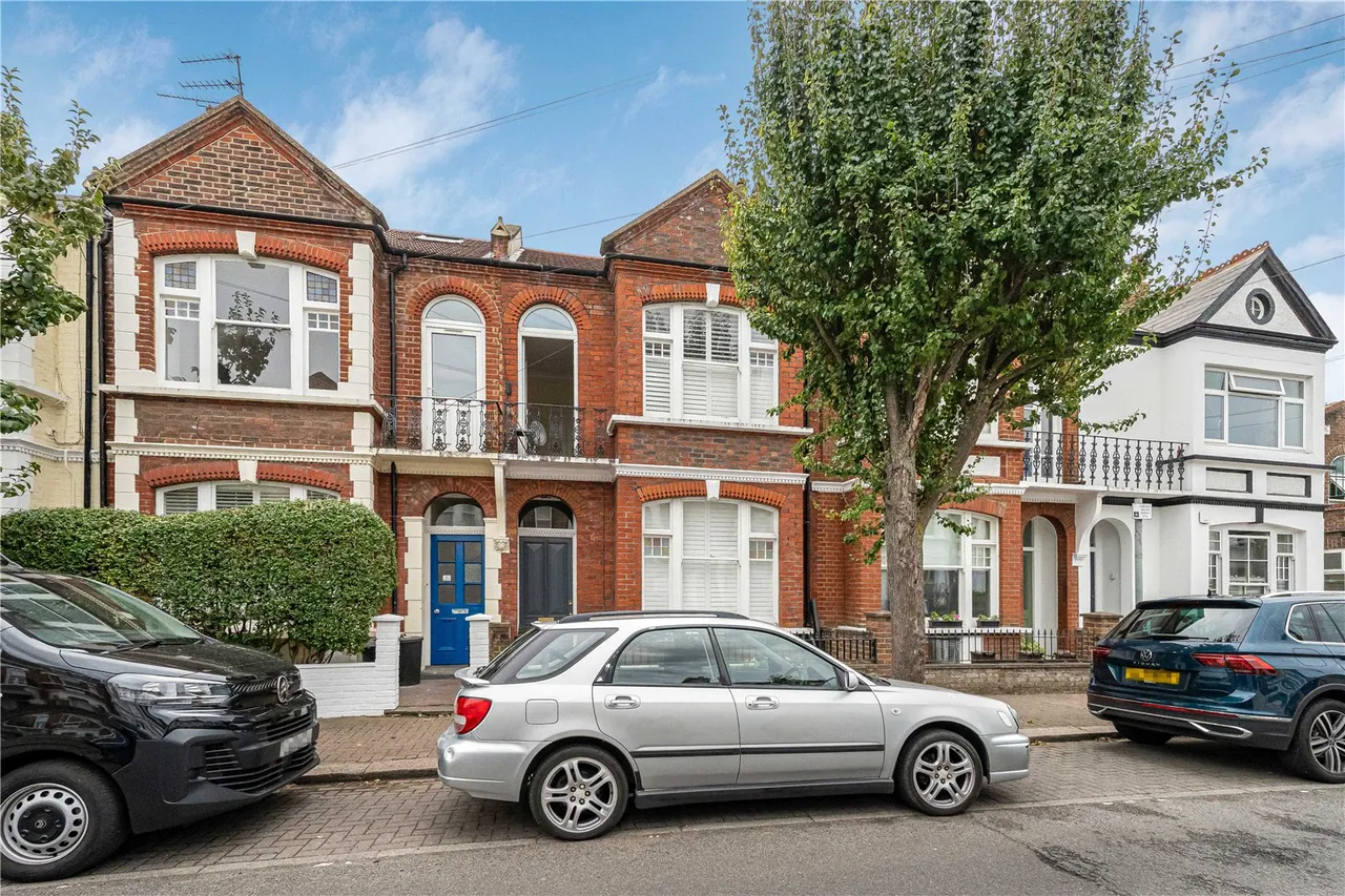 4 bed house for sale, Norroy Road, London, SW15