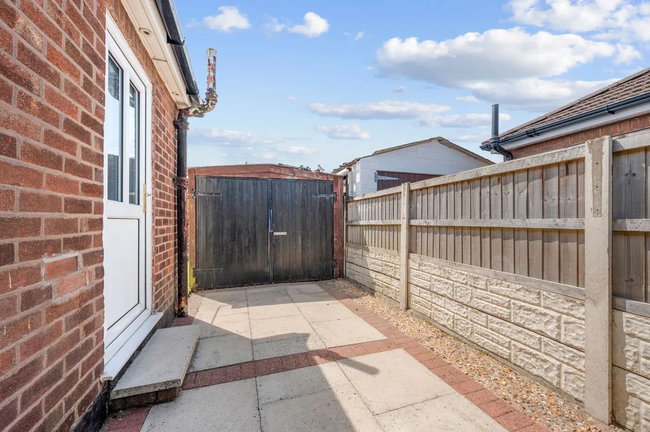 Dryden Avenue, Ashton-In-Makerfield, Wigan, Wigan, WN4 0JZ, photo 21