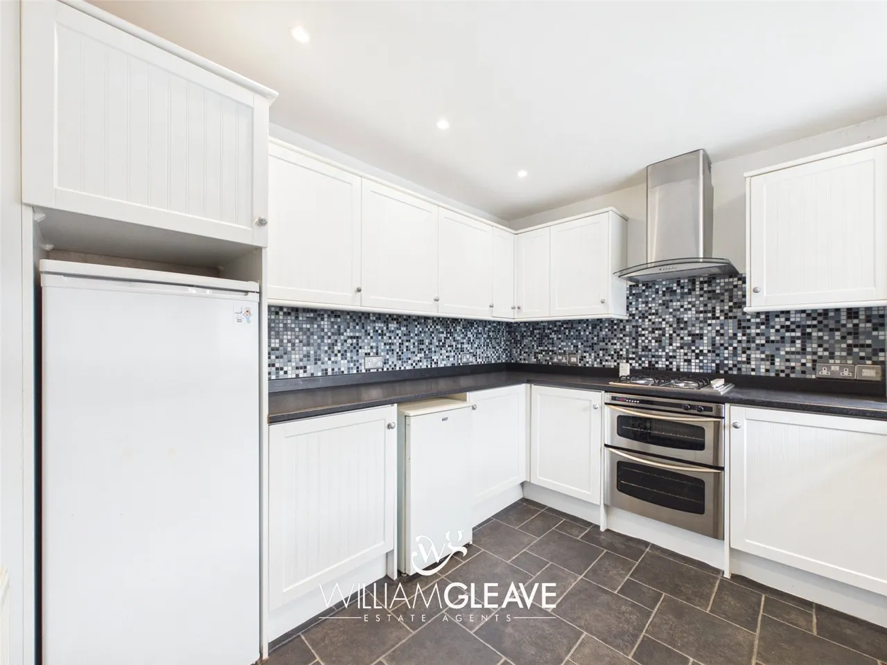 Broncoed Park, Mold, Flintshire, CH7 1JE, photo 4
