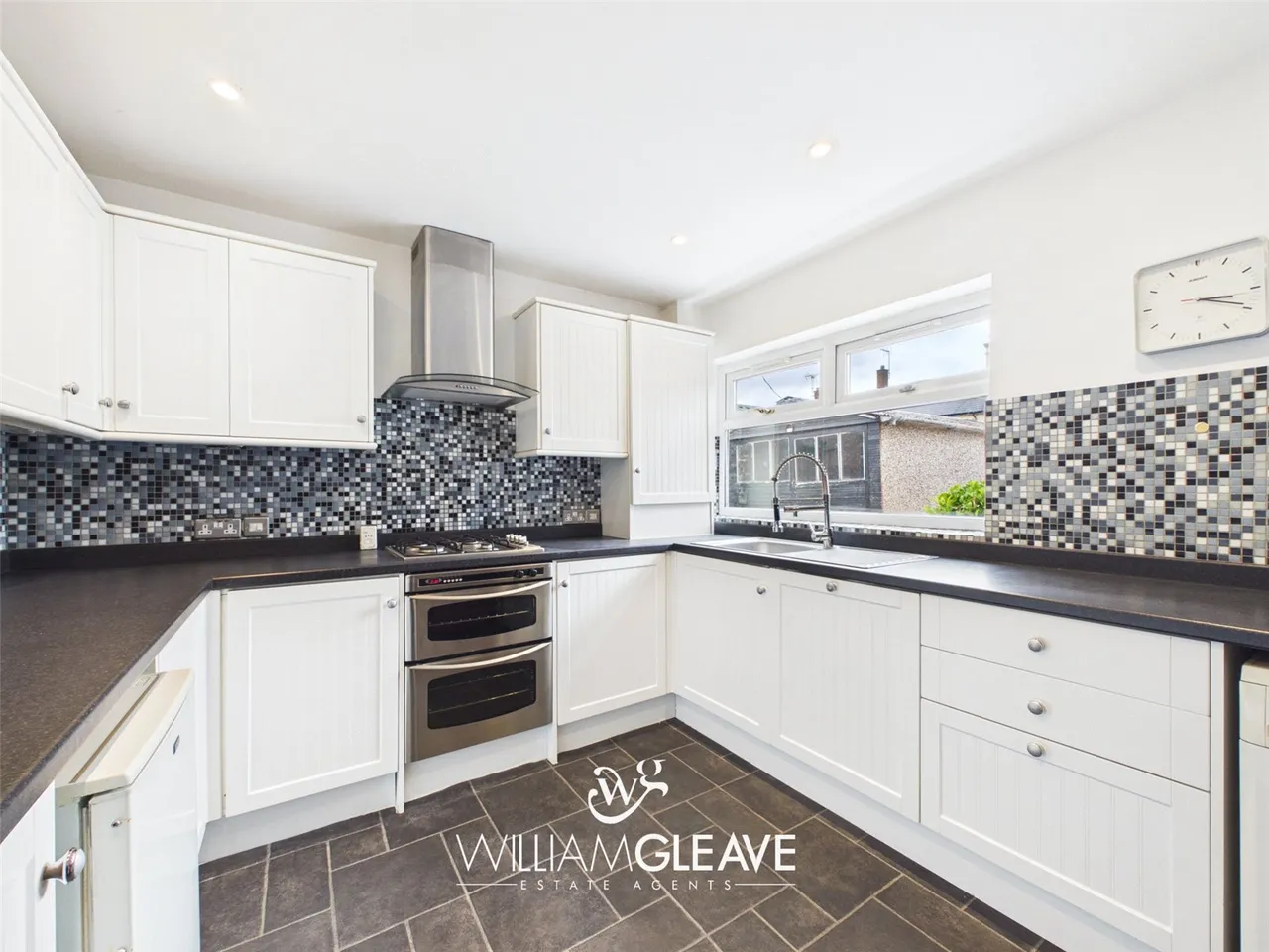 Broncoed Park, Mold, Flintshire, CH7 1JE, photo 3