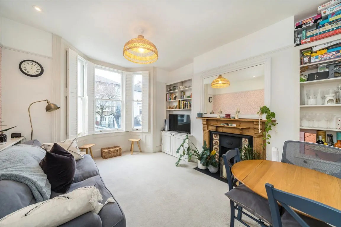 Ramsden Road, SW12, photo 2