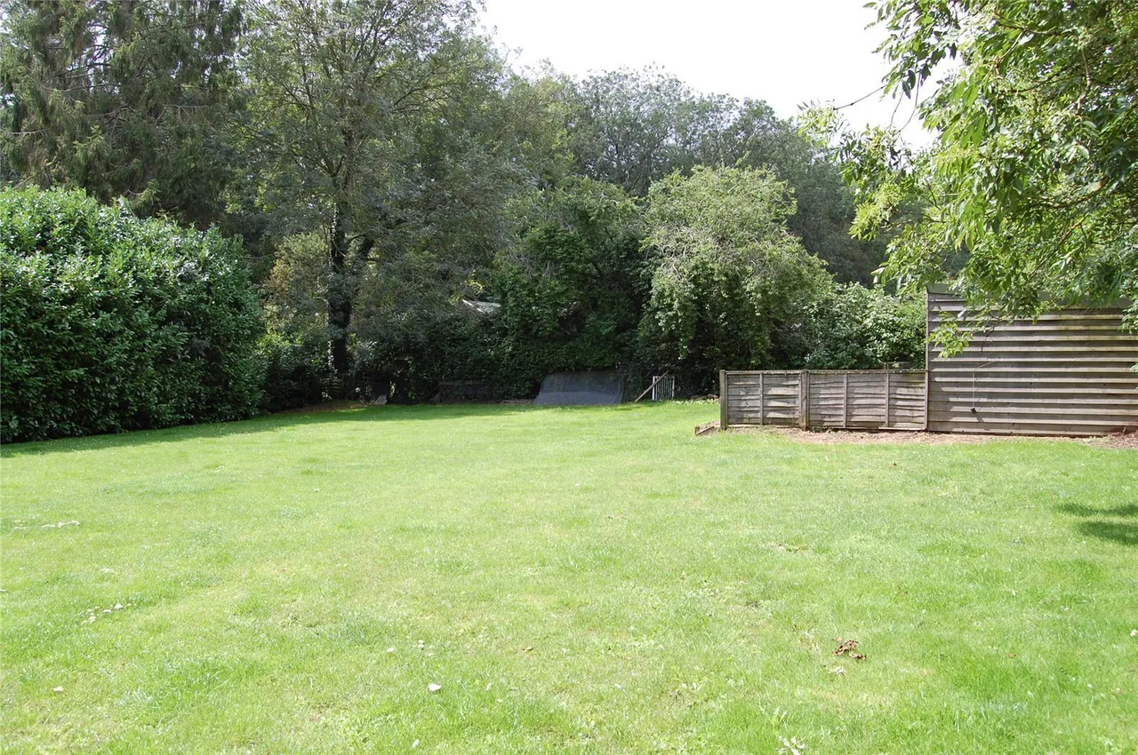 The Street, Brettenham, IP7, photo 7