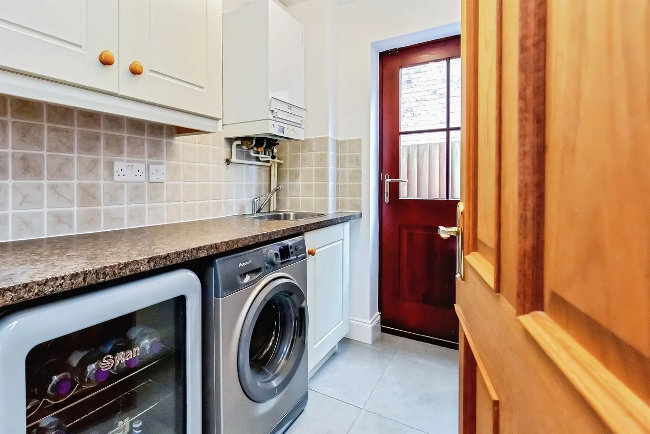 Helens Close, Huntingdon, PE26, photo 6