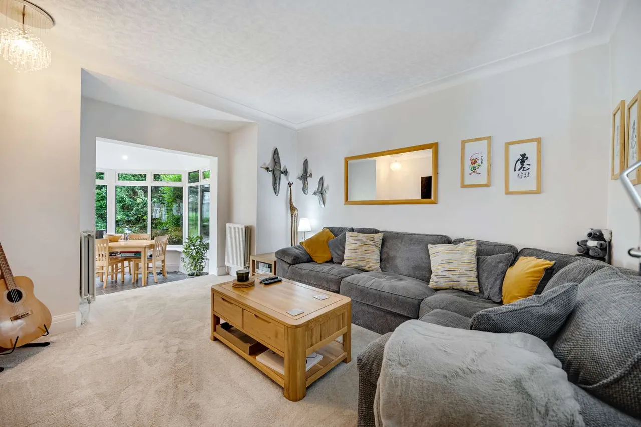 Wilmslow Road, Mottram St. Andrew, Macclesfield, Cheshire, SK10 4LQ, photo 3