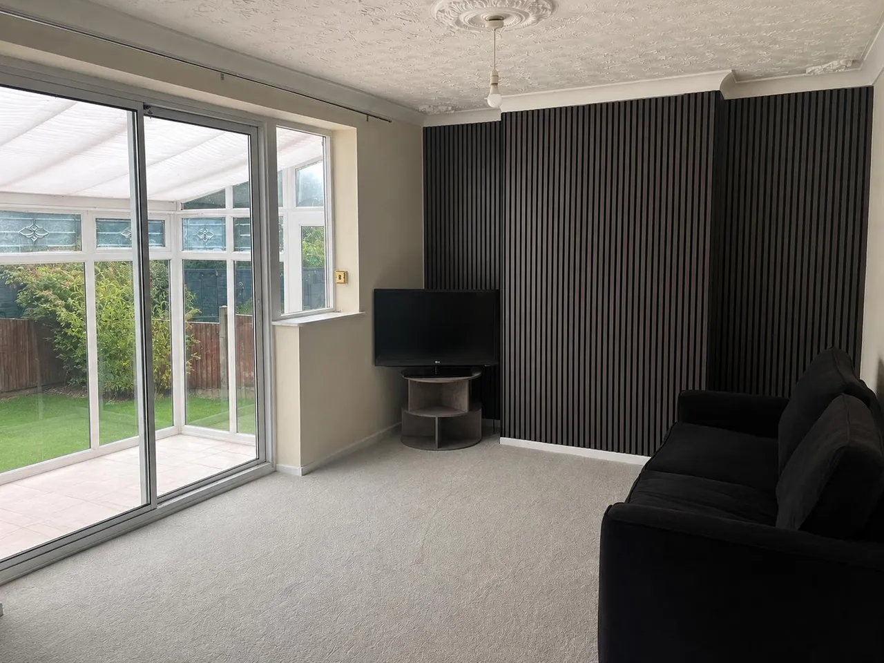 Scragg Street, Packmoor, ST7, photo 3