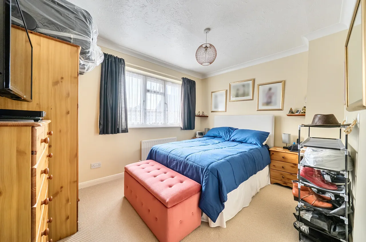 Siskin Gardens, Paddock Wood, TN12, photo 14