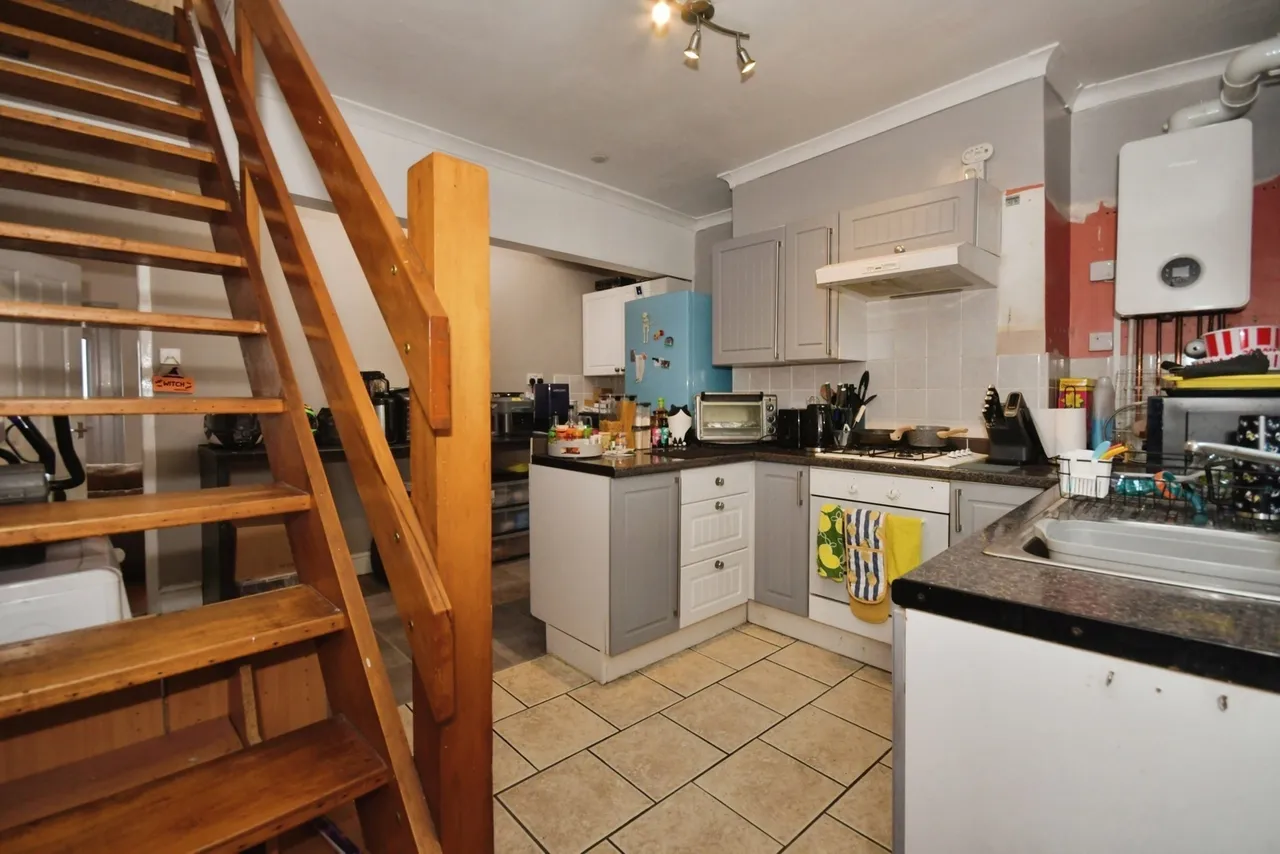 Fairfield Road, Buxton, Derbyshire, SK17, photo 5