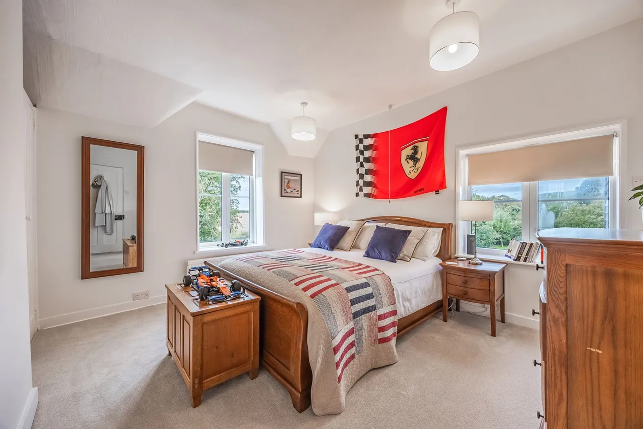 An Impressive Home with Incredible Vi, photo 18