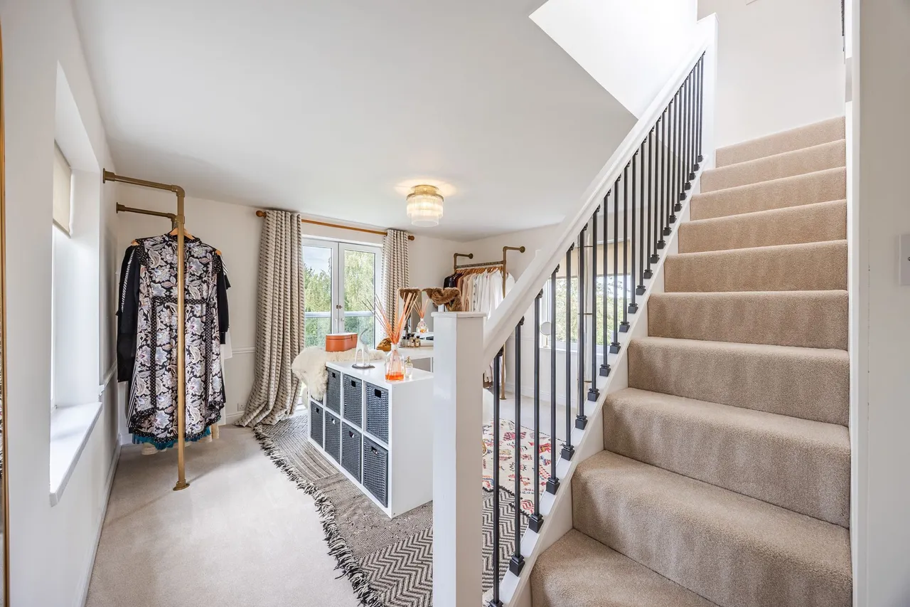 An Impressive Home with Incredible Vi, photo 12