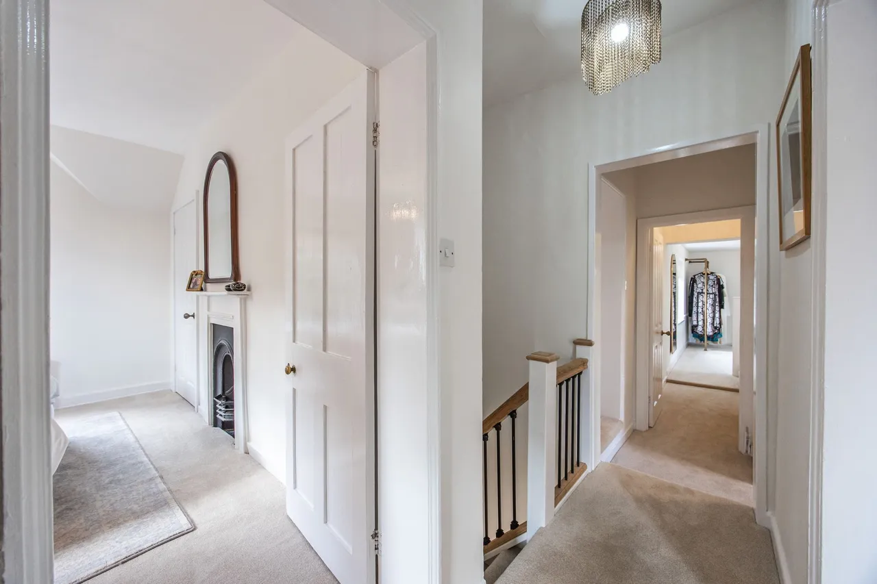 An Impressive Home with Incredible Vi, photo 16