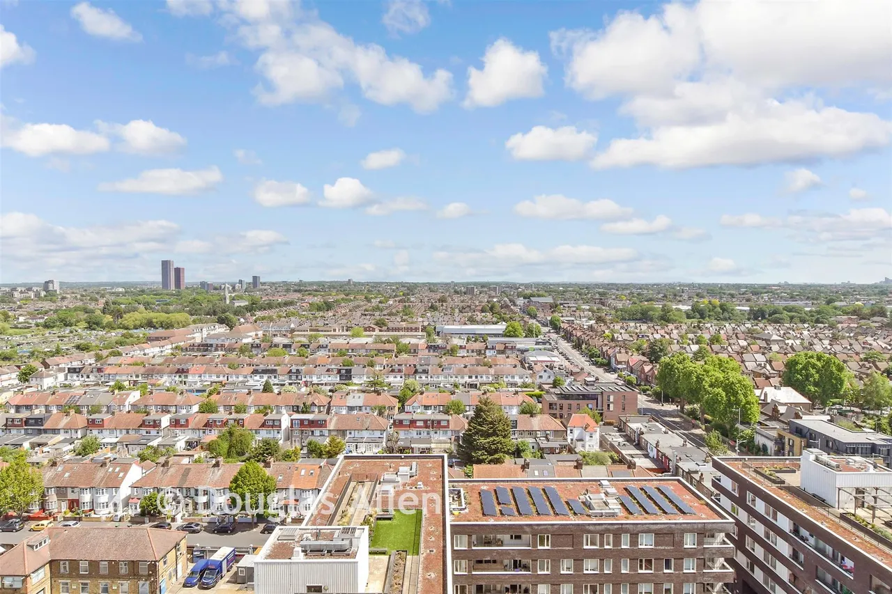 Beck Square, Leyton, E10, photo 17