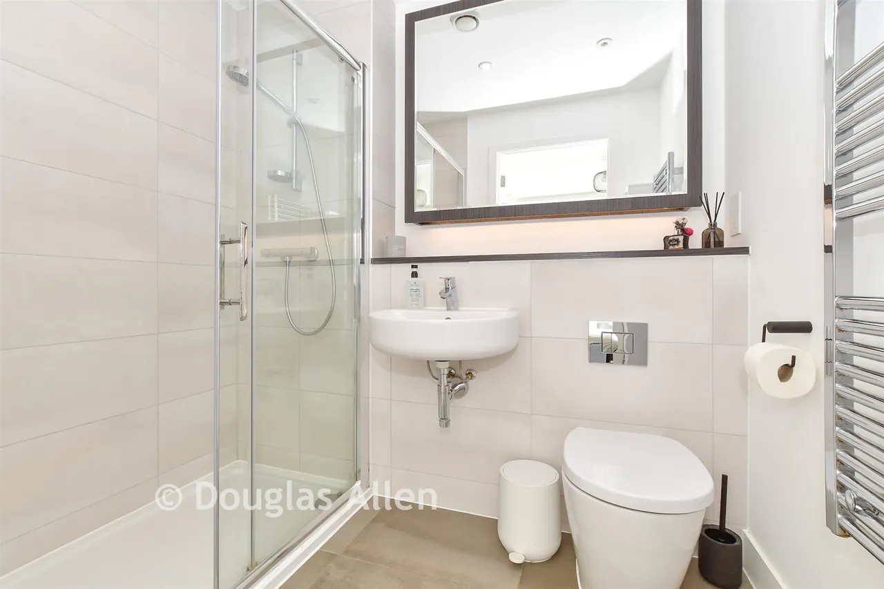 Beck Square, Leyton, E10, photo 16